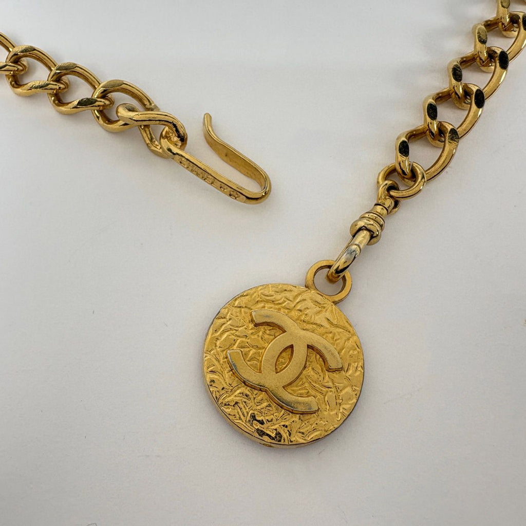 Chanel CC Logo Chain Belt Gold Plated — view 3