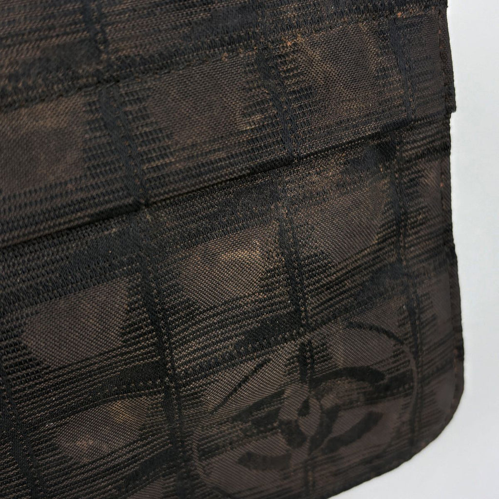 Chanel New Travel Line Waist Bag Nylon Jacquard Dark Brown — view 4
