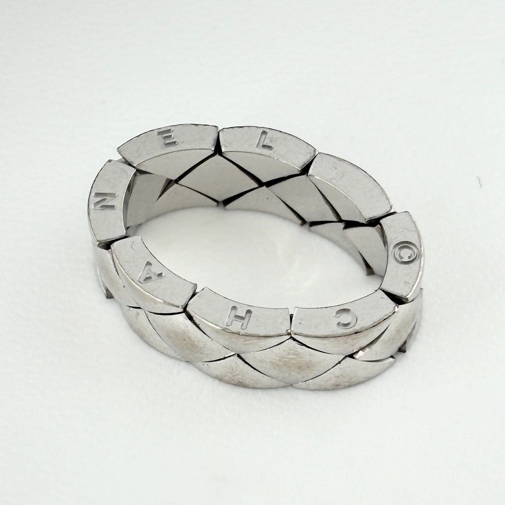 Chanel Quilted Ring Ation on the metal. — view 5