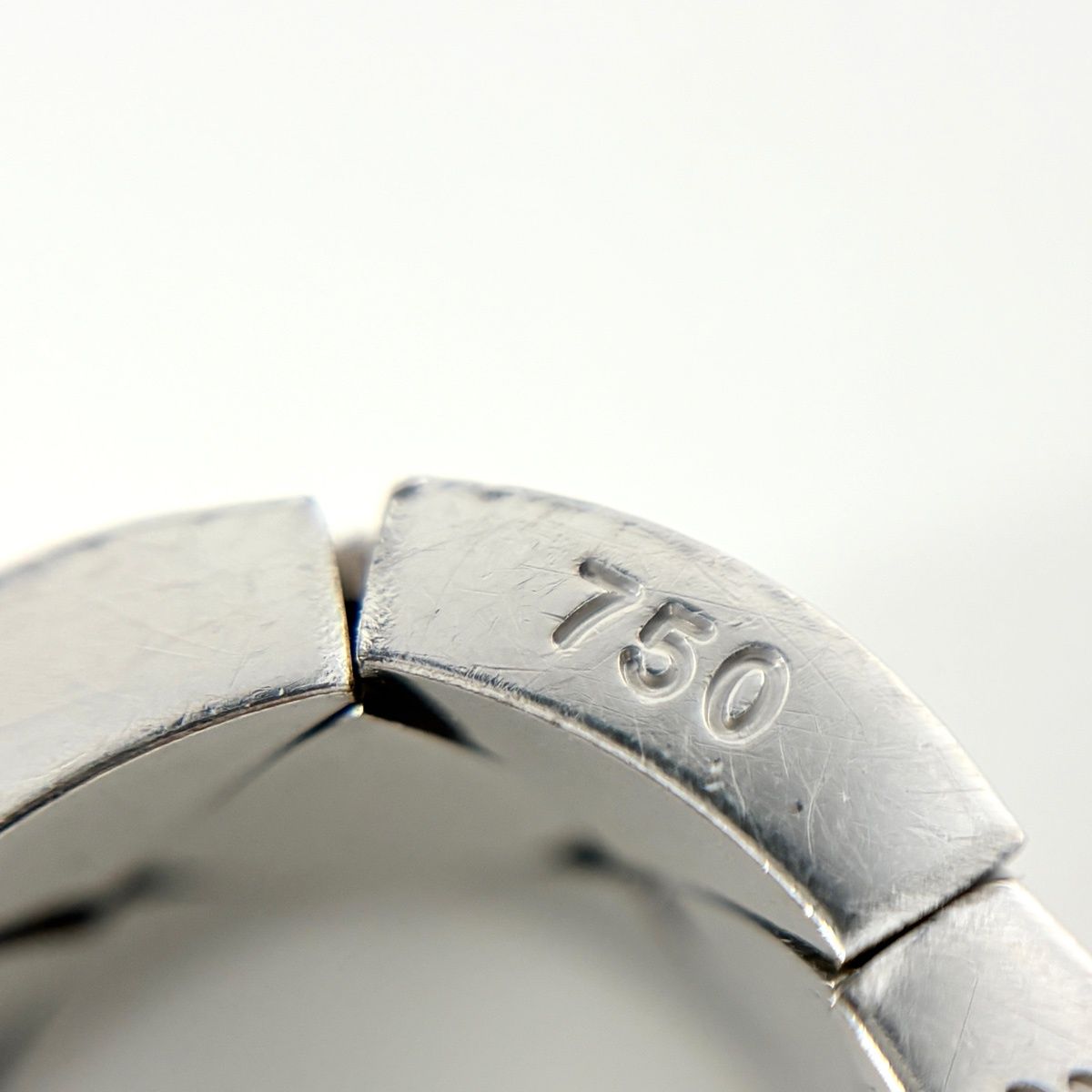 Chanel Quilted Ring Ation on the metal. — view 8