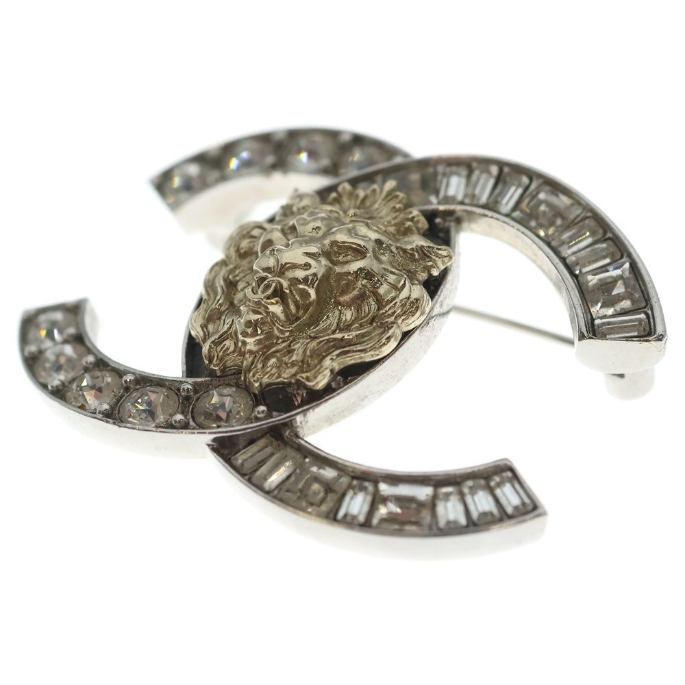 Chanel CC Logo Rhinestone Lion Brooch Silver — view 5