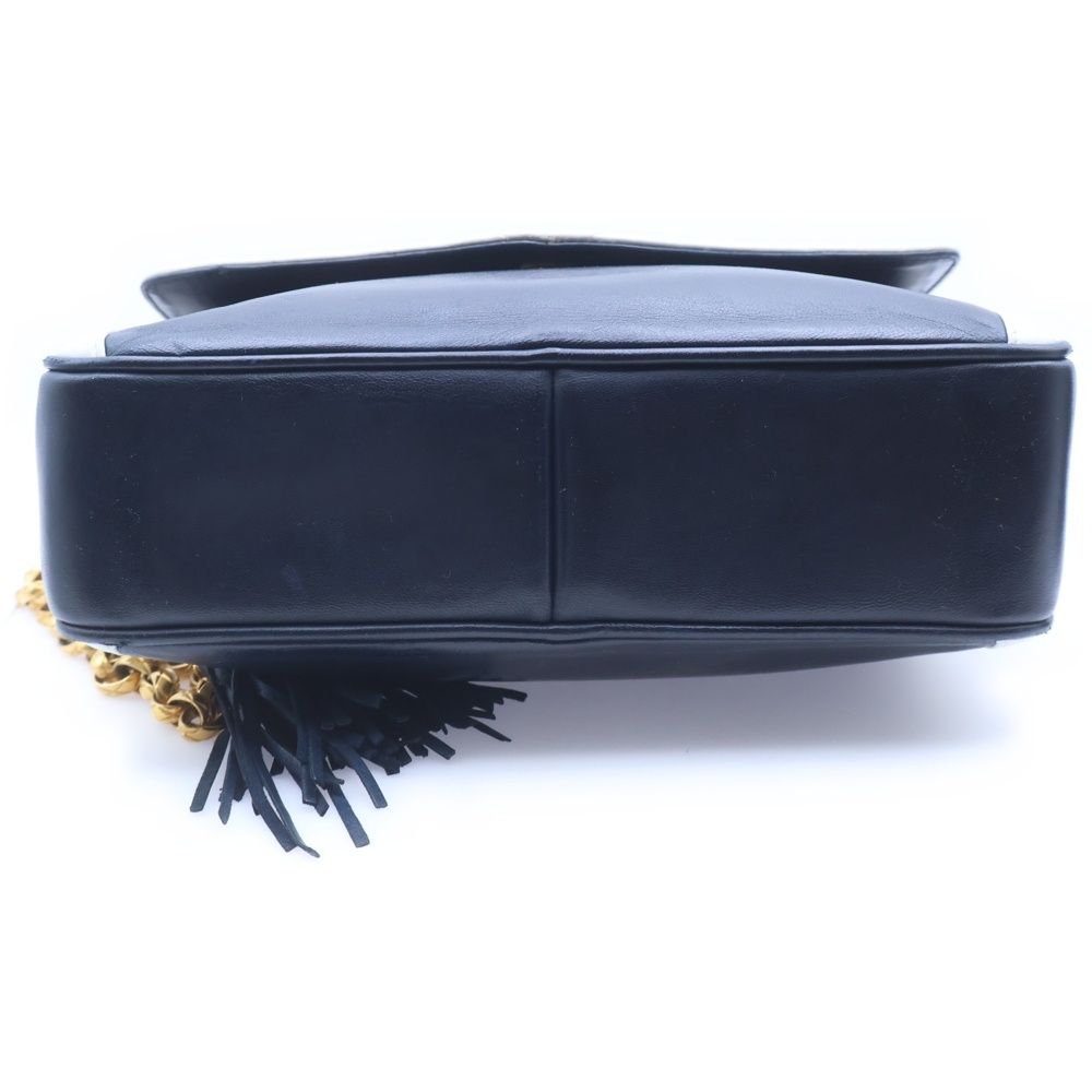 Chanel CC Logo Fringe Chain Shoulder Bag White Navy Leather Gold — view 5