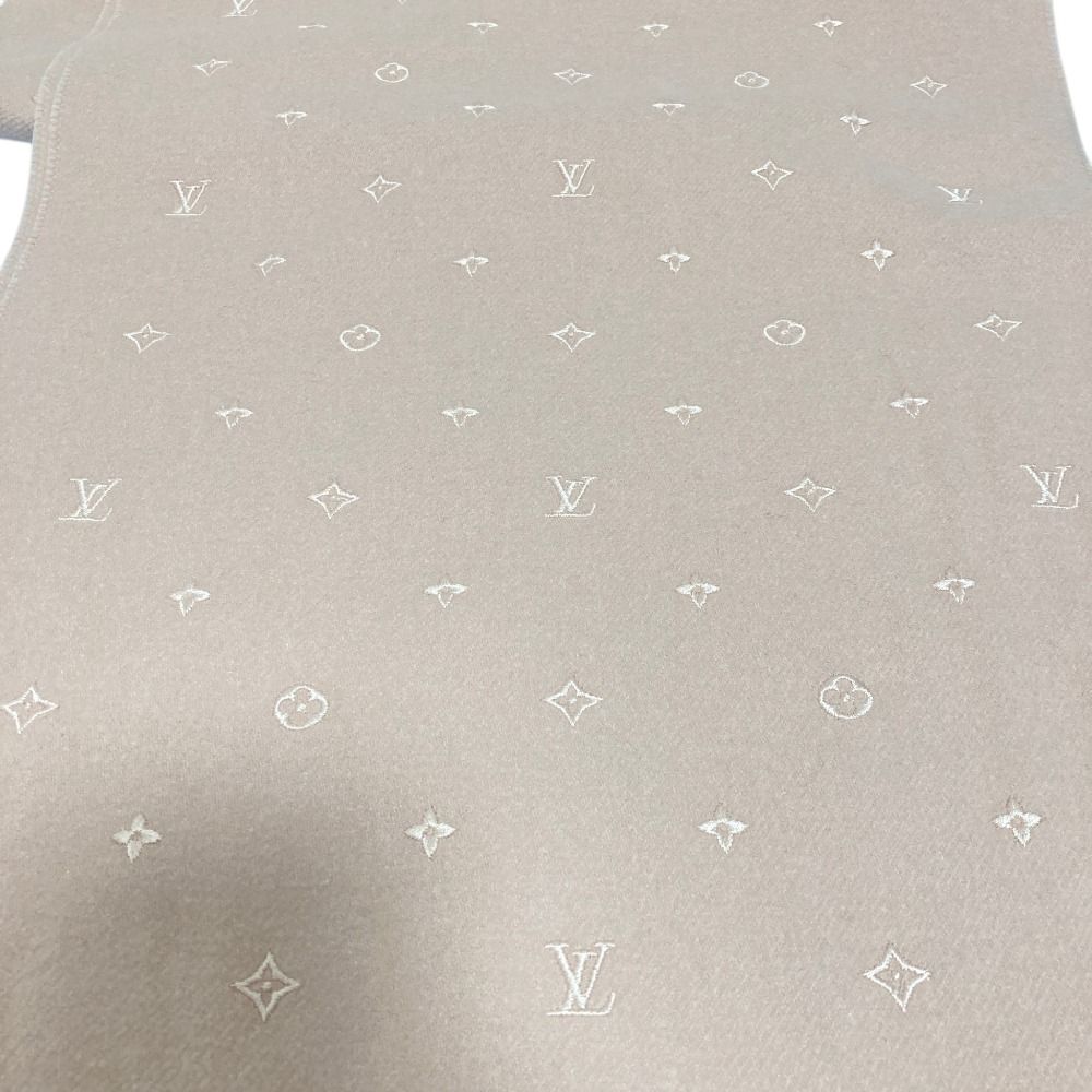 Louis Vuitton LV Stella Scarf Pink — view 6