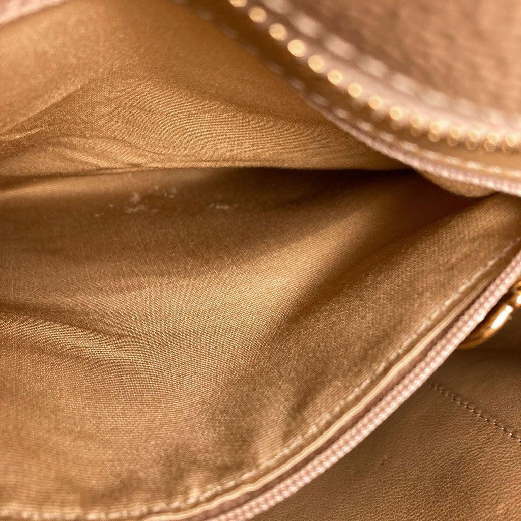 Chanel Medallion Tote Gold Grained Calfskin — view 9