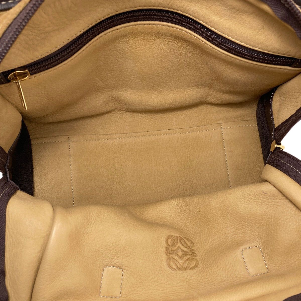 Loewe Amazona Handbag Suede — view 5