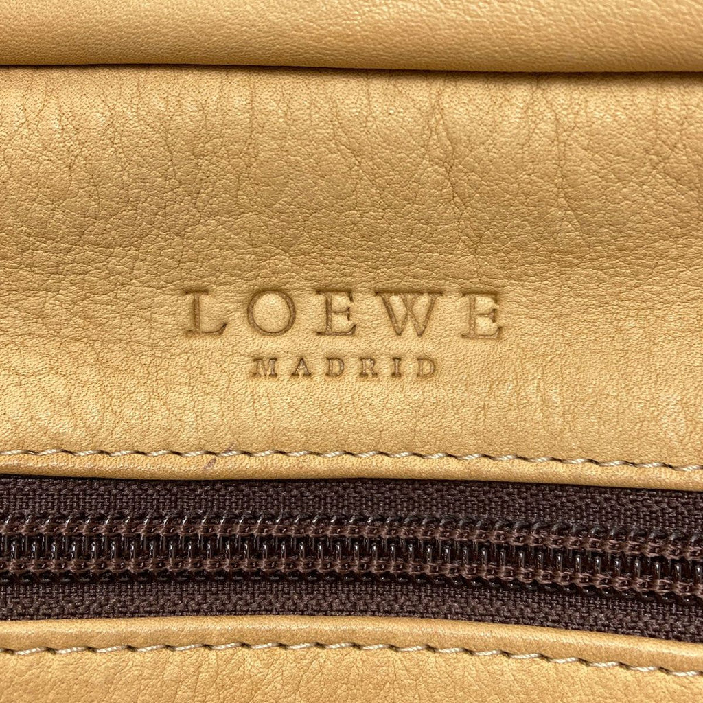 Loewe Amazona Handbag Suede — view 6