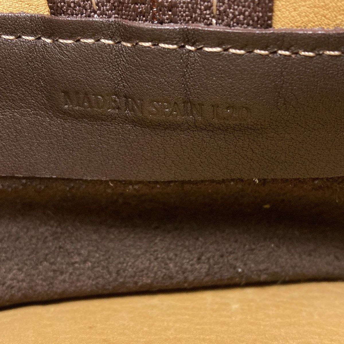 Loewe Amazona Handbag Suede — view 7