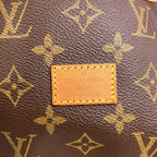 Louis Vuitton Saumur MM Shoulder Bag Monogram Canvas — view 7
