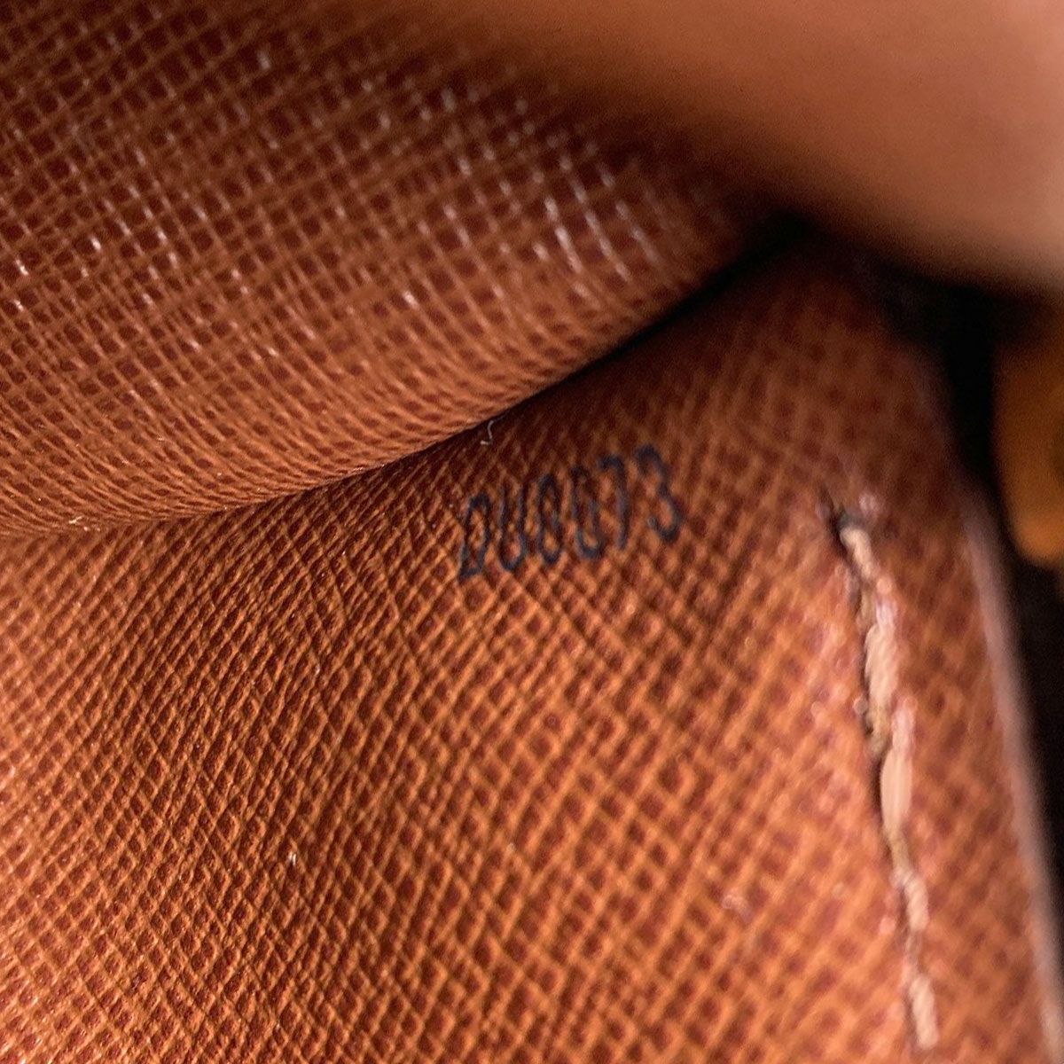 Louis Vuitton Papillon 26 Handbag Monogram Canvas — view 7