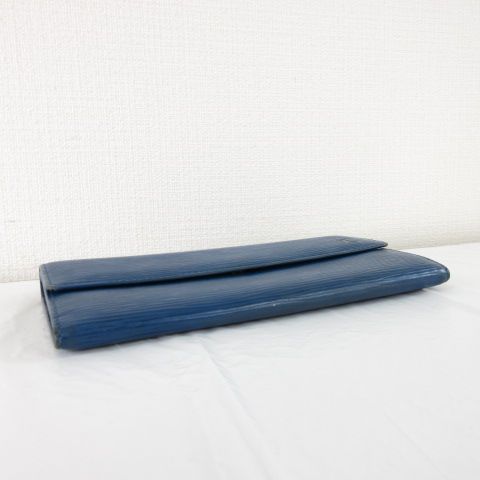 Louis Vuitton Wallet Epi Leather Blue — view 4