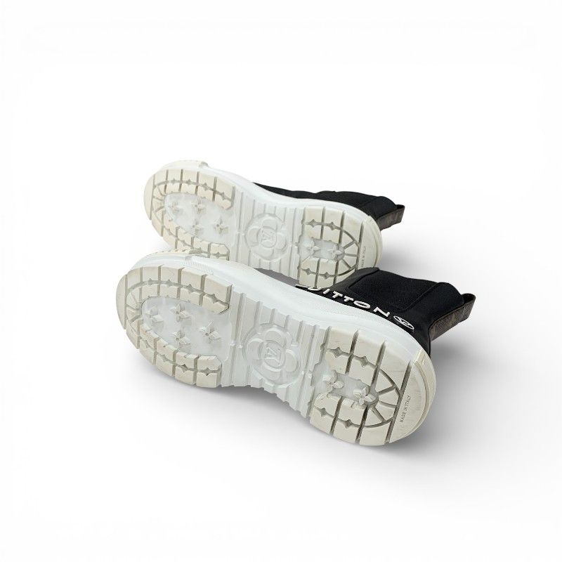 Louis Vuitton Squad Line Monogram Boots Short Shoes Leather Black White Logo — view 6