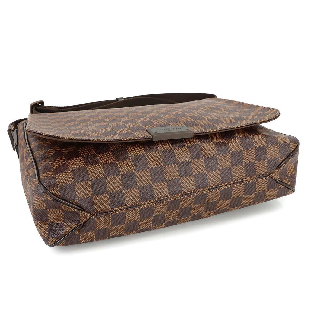 Louis Vuitton Damier District MM Shoulder Bag Ebene — view 4