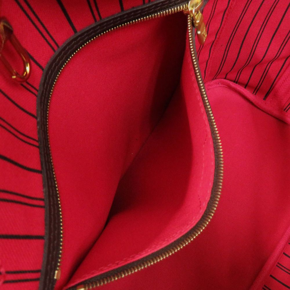 Louis Vuitton Neverfull MM Pouch Damier Cerise Tote — view 6