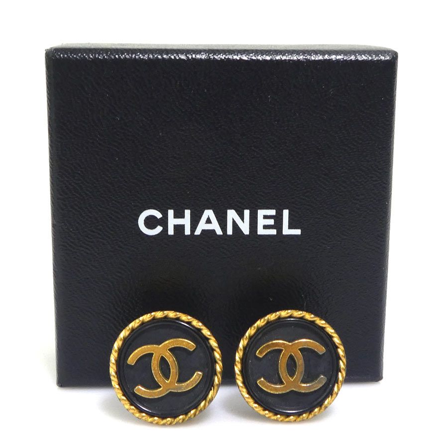 Chanel Earrings CC Logo — view 9
