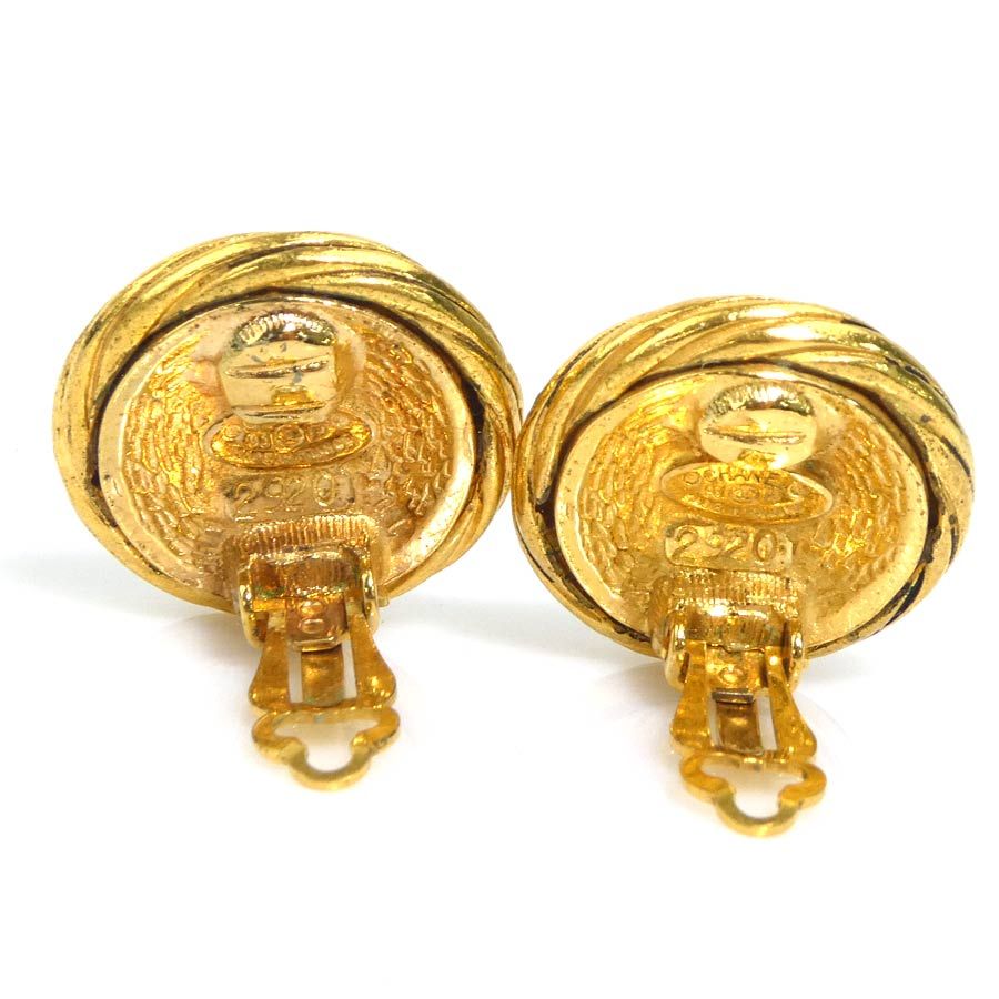 Chanel Earrings CC Logo — view 4