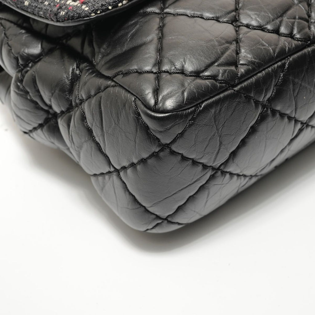 Chanel Shoulder Bag Quilted Tweed 2-Way — view 5