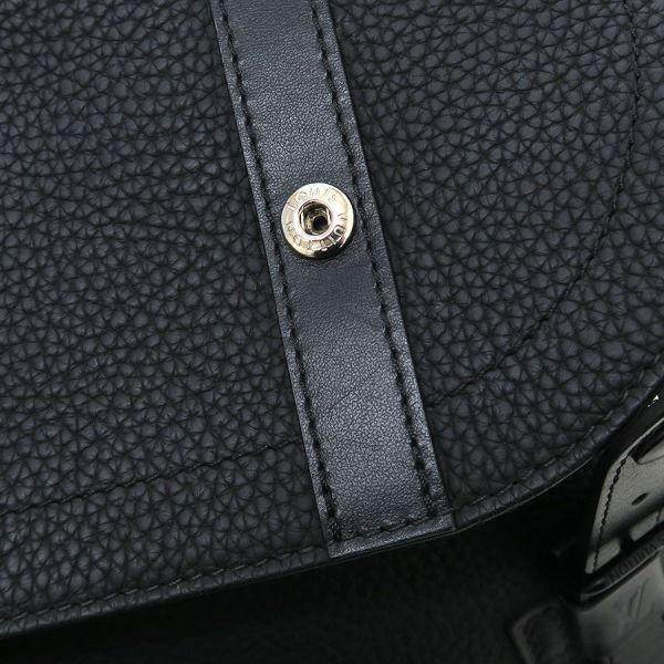 Louis Vuitton Christopher Messenger — view 5