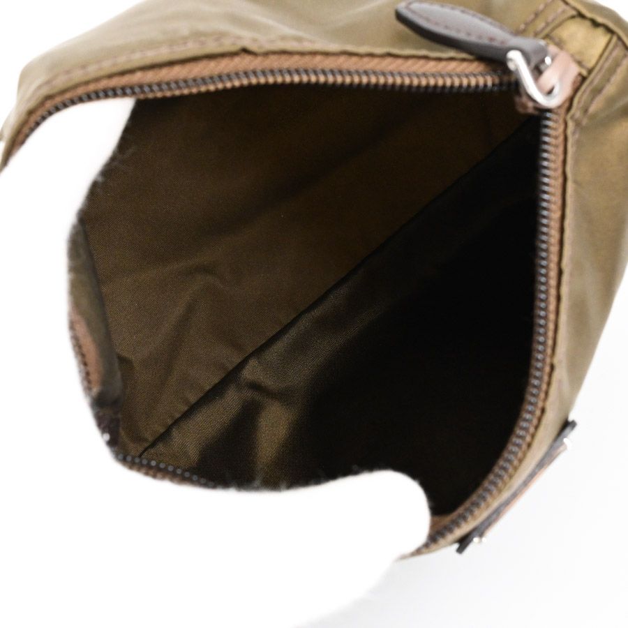 Prada Pouch Green — view 4