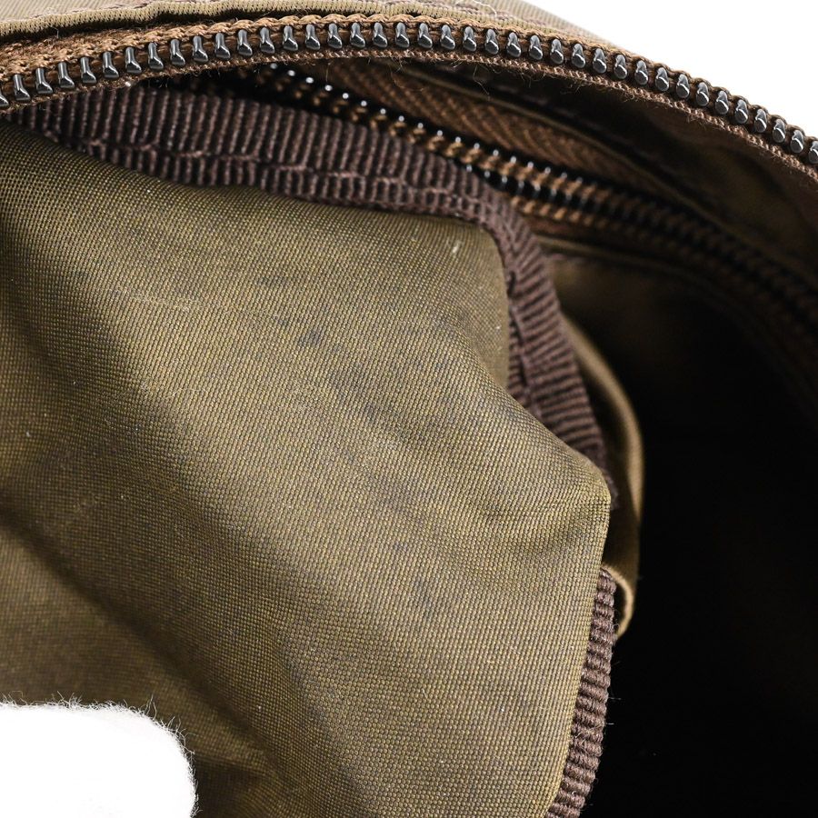 Prada Pouch Green — view 7