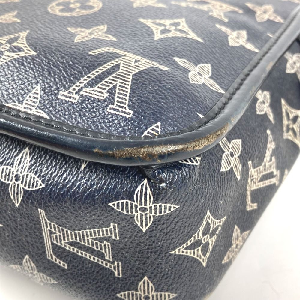 Louis Vuitton Shoulder Bag Messenger BB Monogram Savannah Canvas Navy — view 6