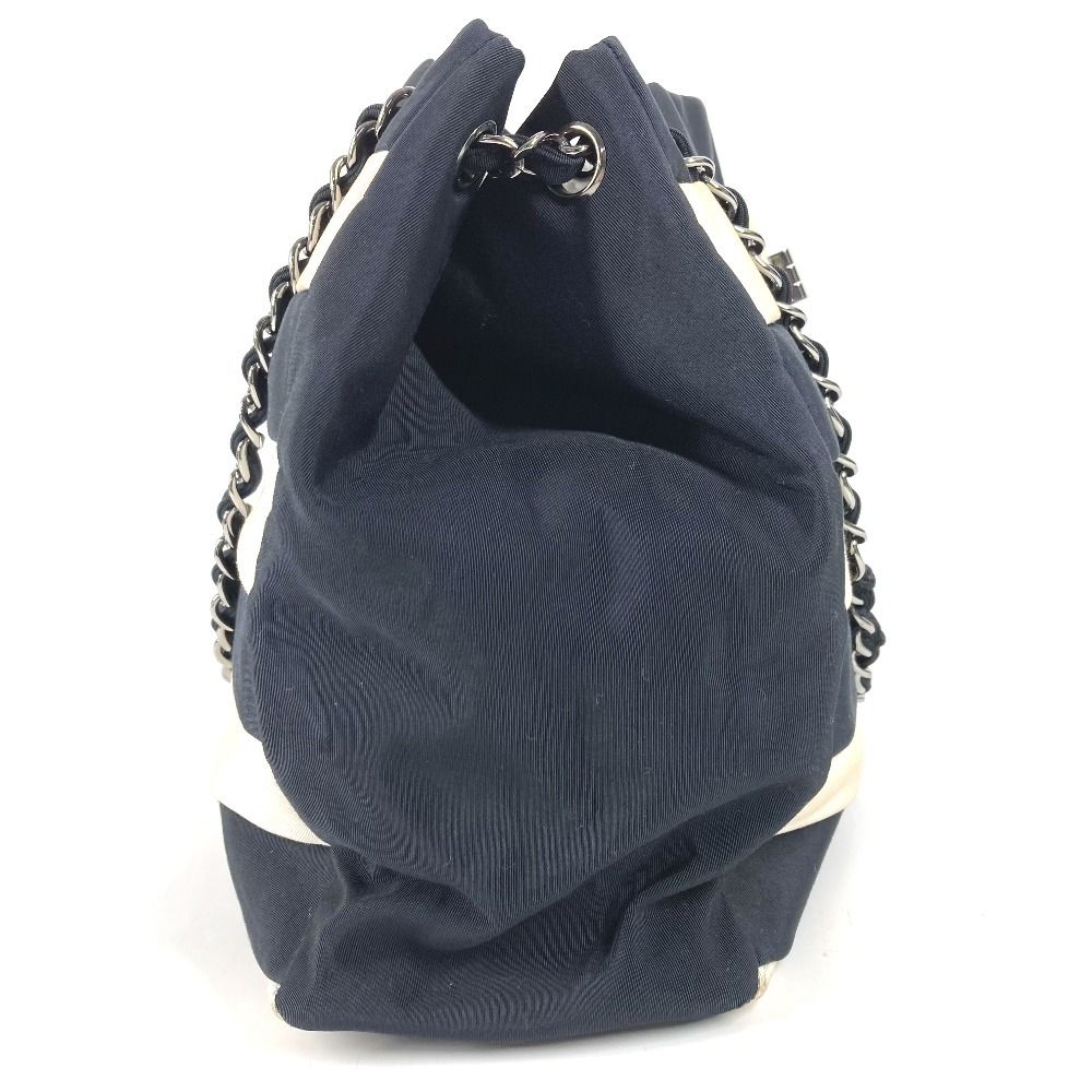 Chanel Shoulder Bag Border Nylon Canvas Black — view 4