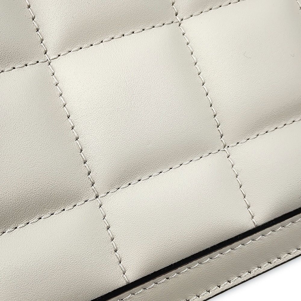 Gucci Shoulder Bag Deco Chain Bag Leather 2-Way White — view 9