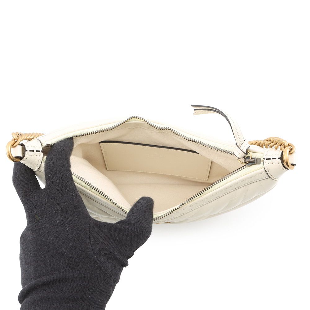 Gucci Chain Shoulder Bag GG Marmont Small Quilted Leather — view 5