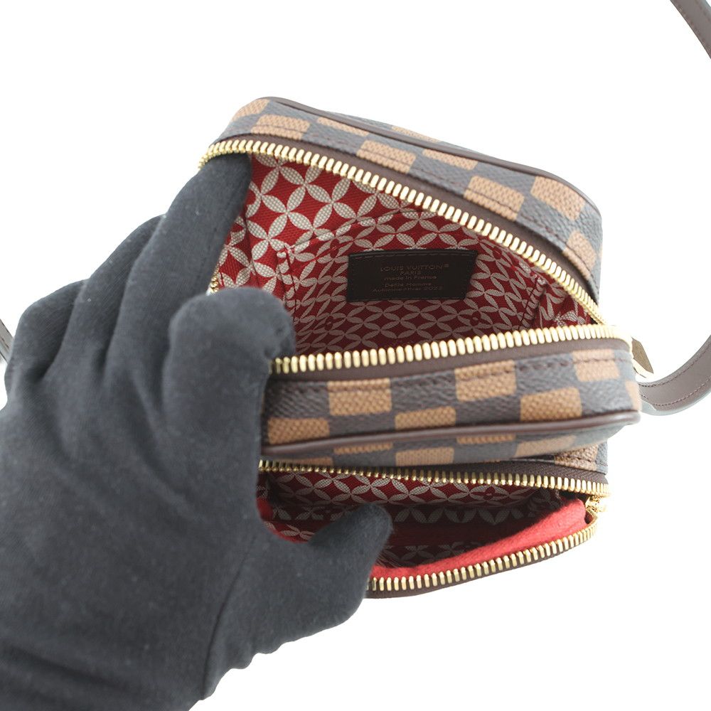 Louis Vuitton Shoulder Bag Damier Friendship Amazon Pharrell Williams — view 5