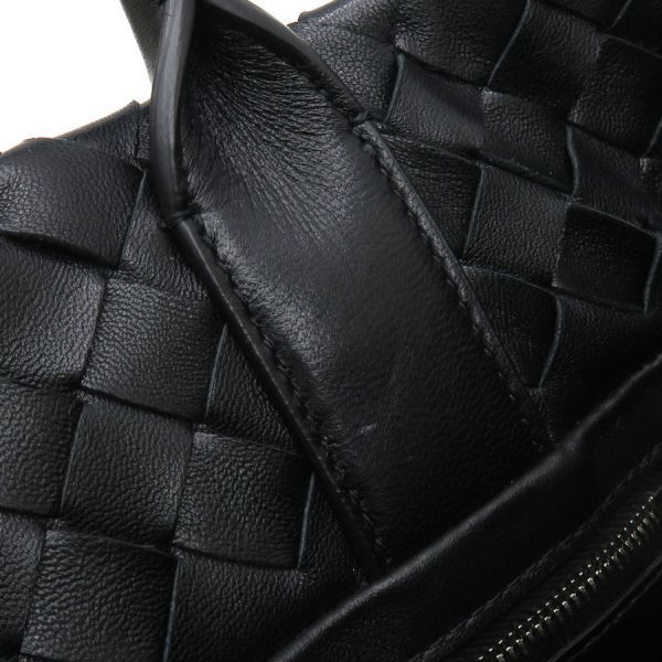 Bottega Veneta Intrecciato Tote — view 8