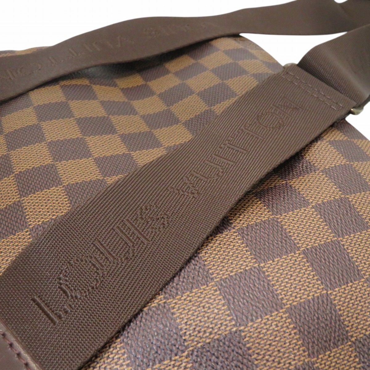 Louis Vuitton Pochette Bosford Shoulder Bag — view 6
