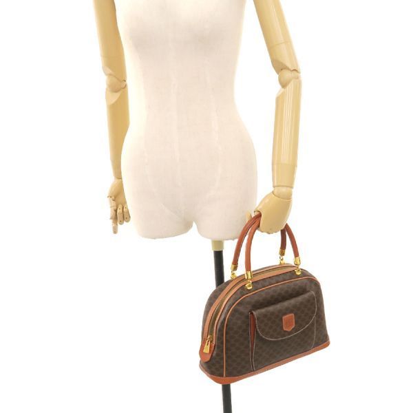 Celine Macadam Clutch Brown — view 9