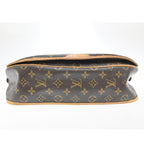Louis Vuitton Menilmontan MM Shoulder Bag Monogram — view 6
