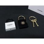 Chanel CC Logo la Collection Cadena Padlock Black White