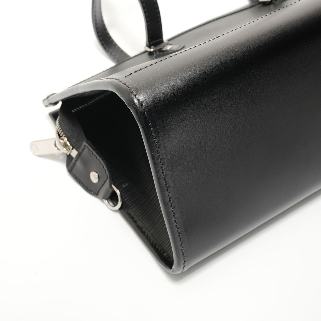 Louis Vuitton Shoulder Bag Epi Madeleine PM — view 5