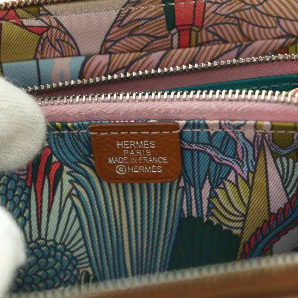Hermes Azap Silk in Compact Mini Wallet Veau Zip Around Coin Purse Beige — view 8