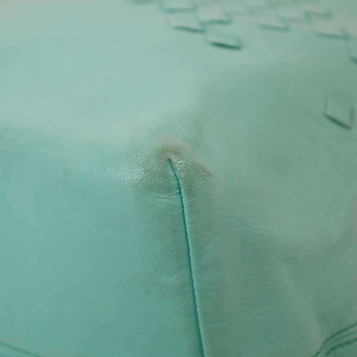 Bottega Veneta Intrecciato Leather Handbag Blue — view 6