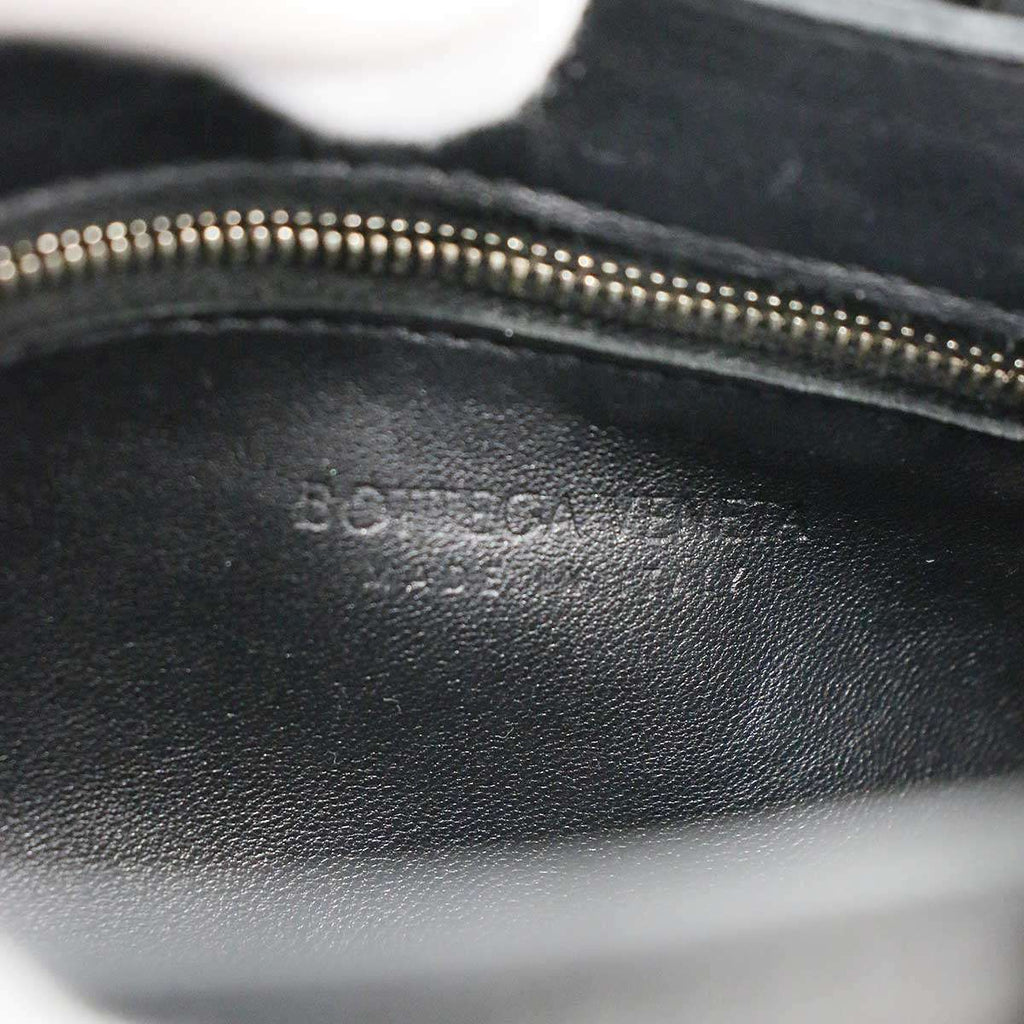 Bottega Veneta Cassette Maxi Intrecciato Leather Shoulder Bag Black — view 5