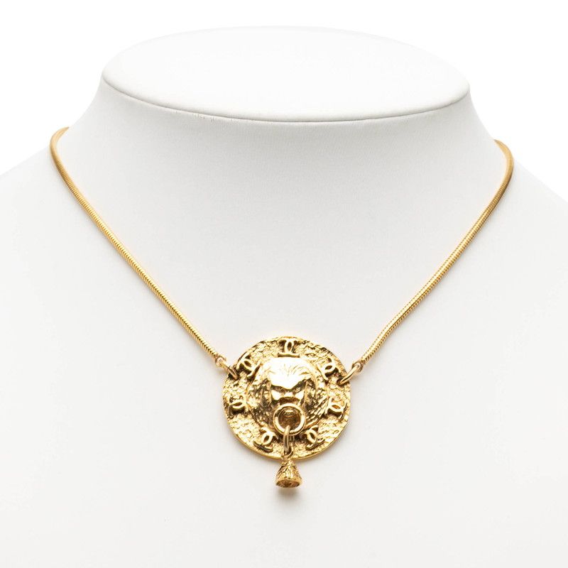 Chanel CC Logo Lion Motif Round Pendant Necklace Gold Plated — view 5