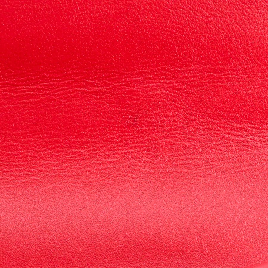 Louis Vuitton Shoulder Bag New Wave Chain MM — view 8