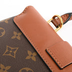 Louis Vuitton Handbag Locky BB — view 9