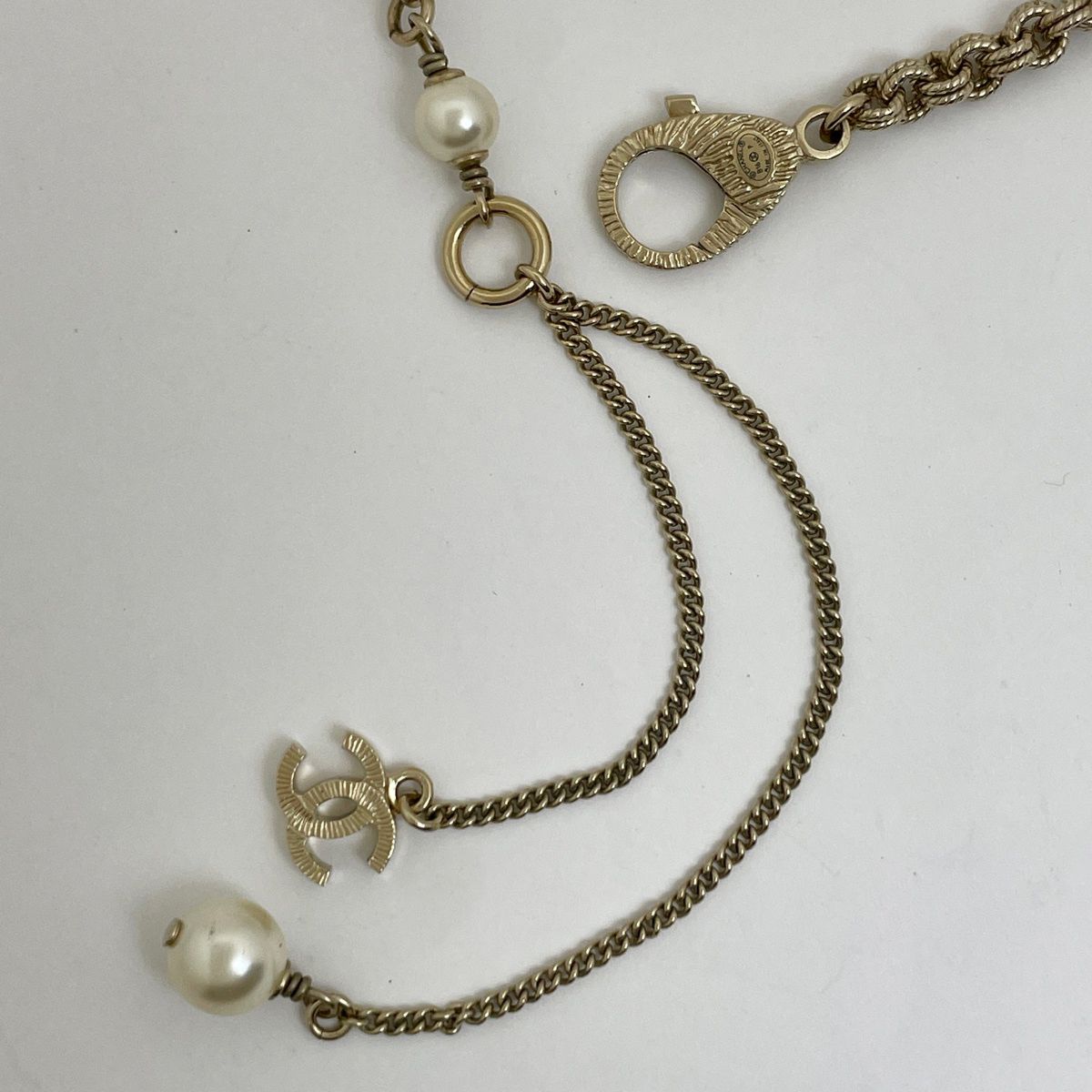 Chanel CC Logo Faux Pearl Necklace White Gold — view 3