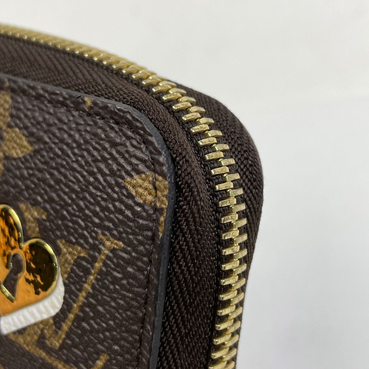 Louis Vuitton Zippy Wallet Lovelock Monogram Brown — view 5