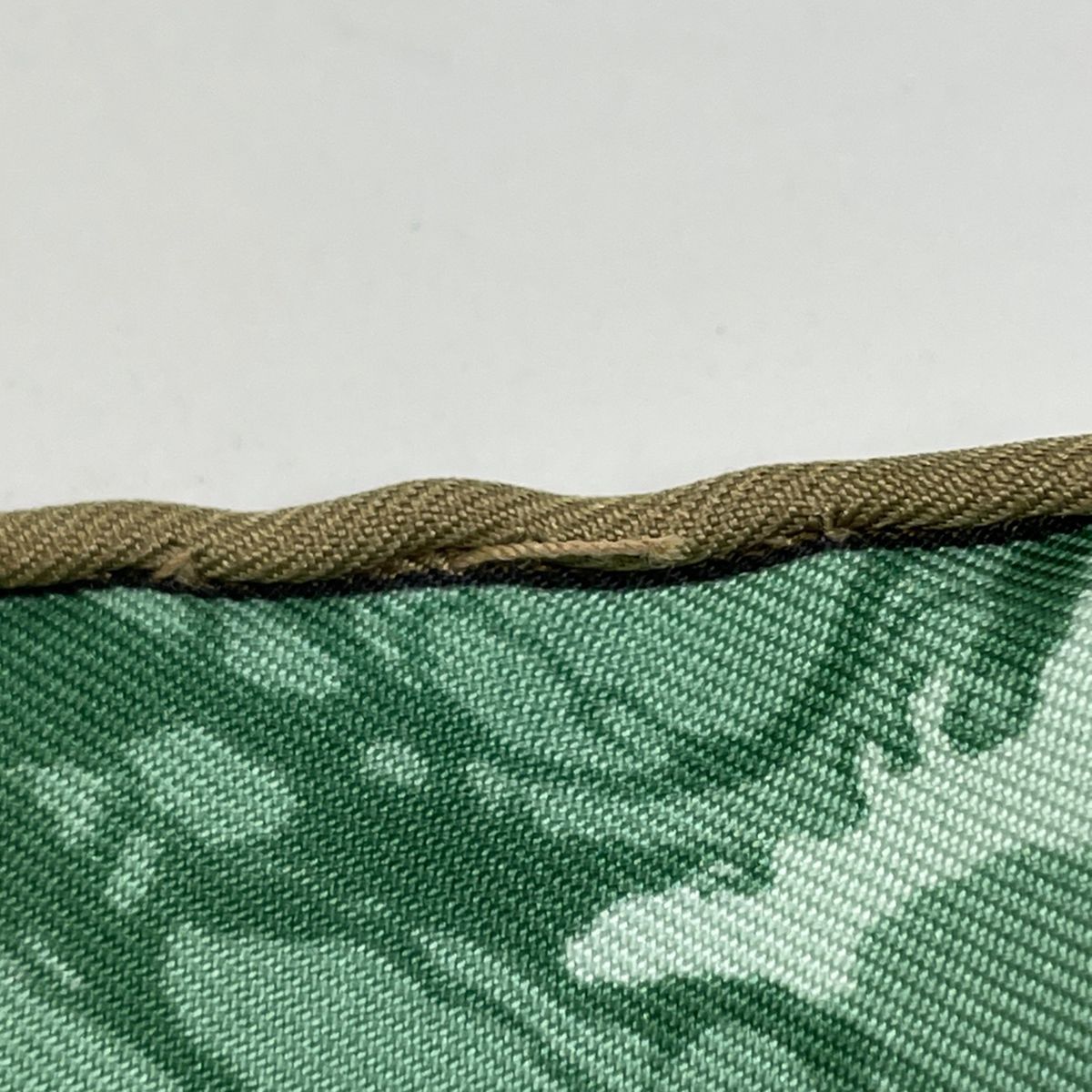 Hermes Carre 90 Carpe Diem Enjoy Your Day Sun Moon Scarf Silk Green Multicolor — view 4