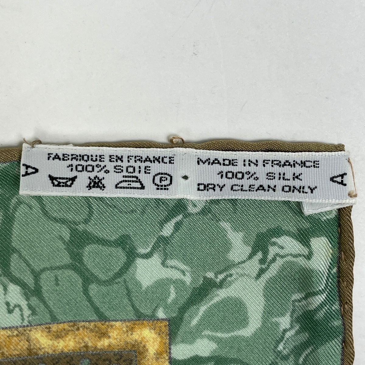 Hermes Carre 90 Carpe Diem Enjoy Your Day Sun Moon Scarf Silk Green Multicolor — view 2