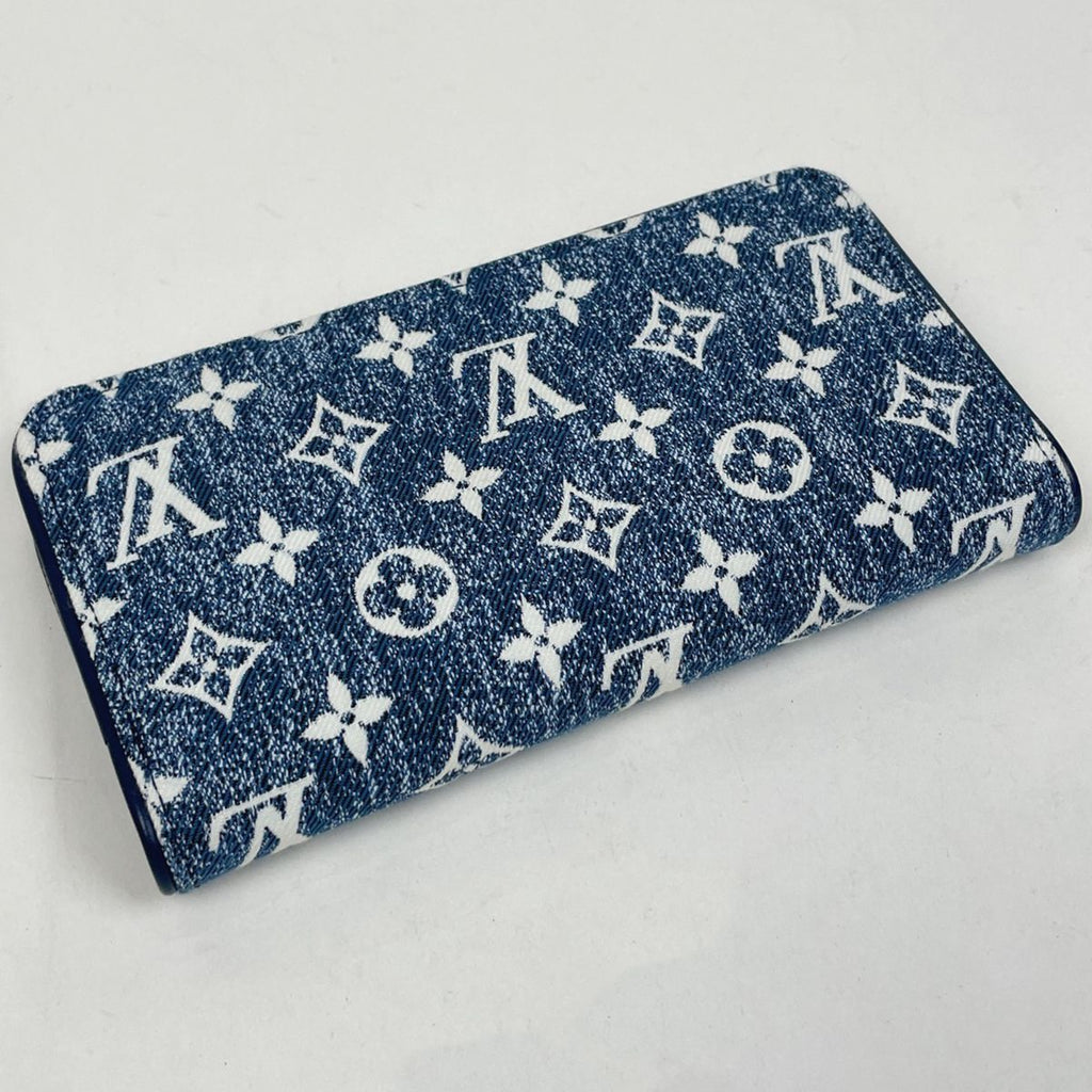 Louis Vuitton Zippy Wallet Monogram Denim Blue — view 2