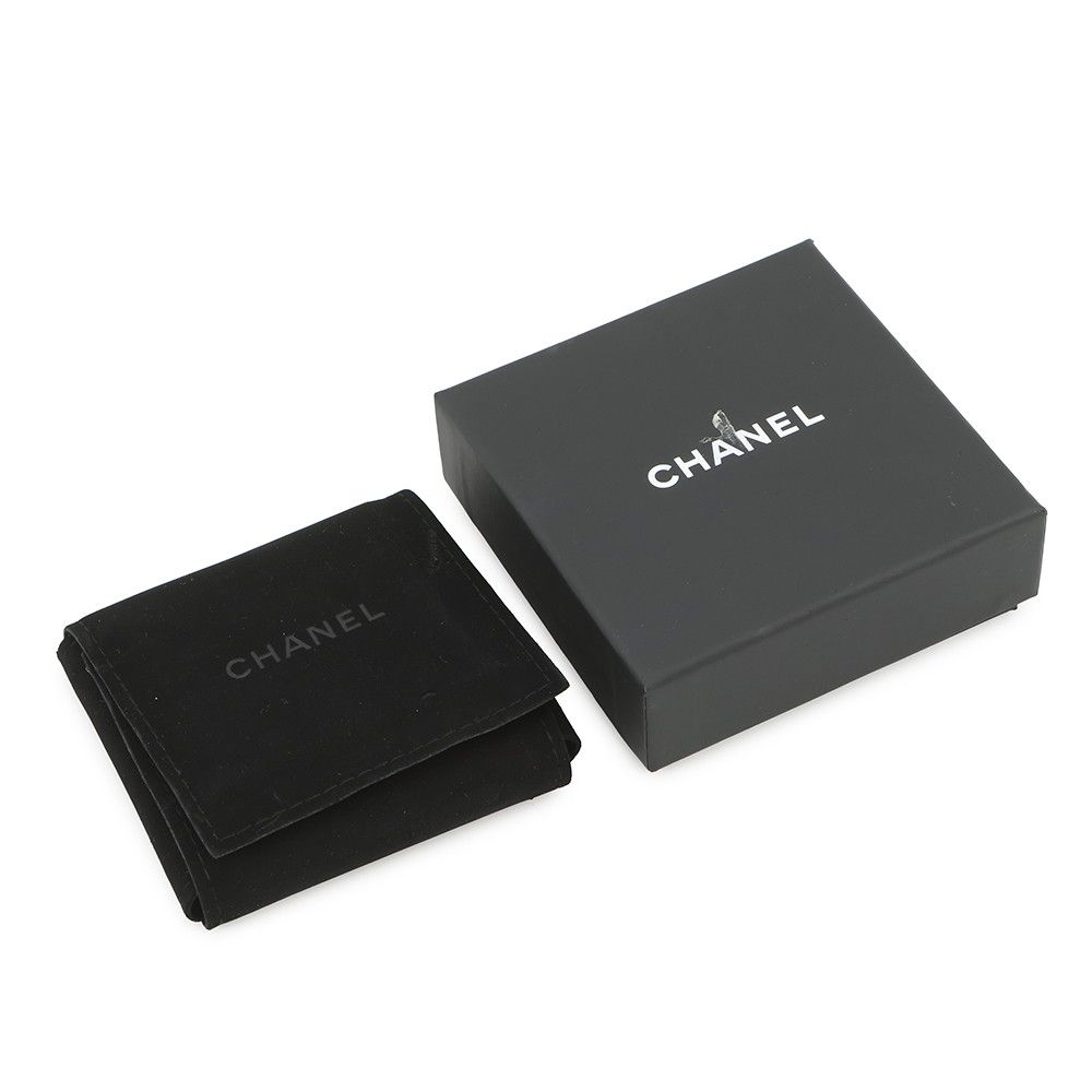 Chanel Brooch CC Logo Rhinestone Leather — view 8