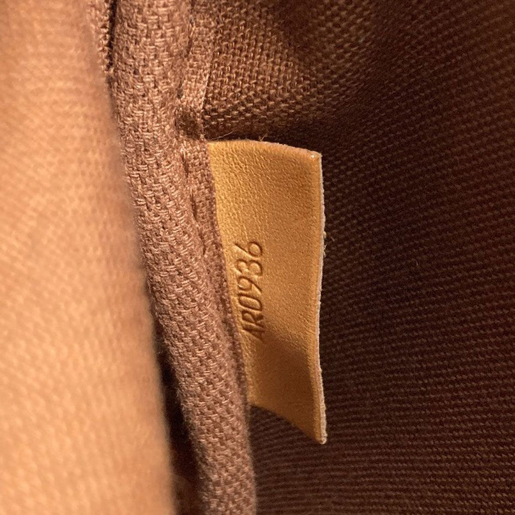Louis Vuitton Saumur 30 Shoulder Bag Monogram Canvas — view 8