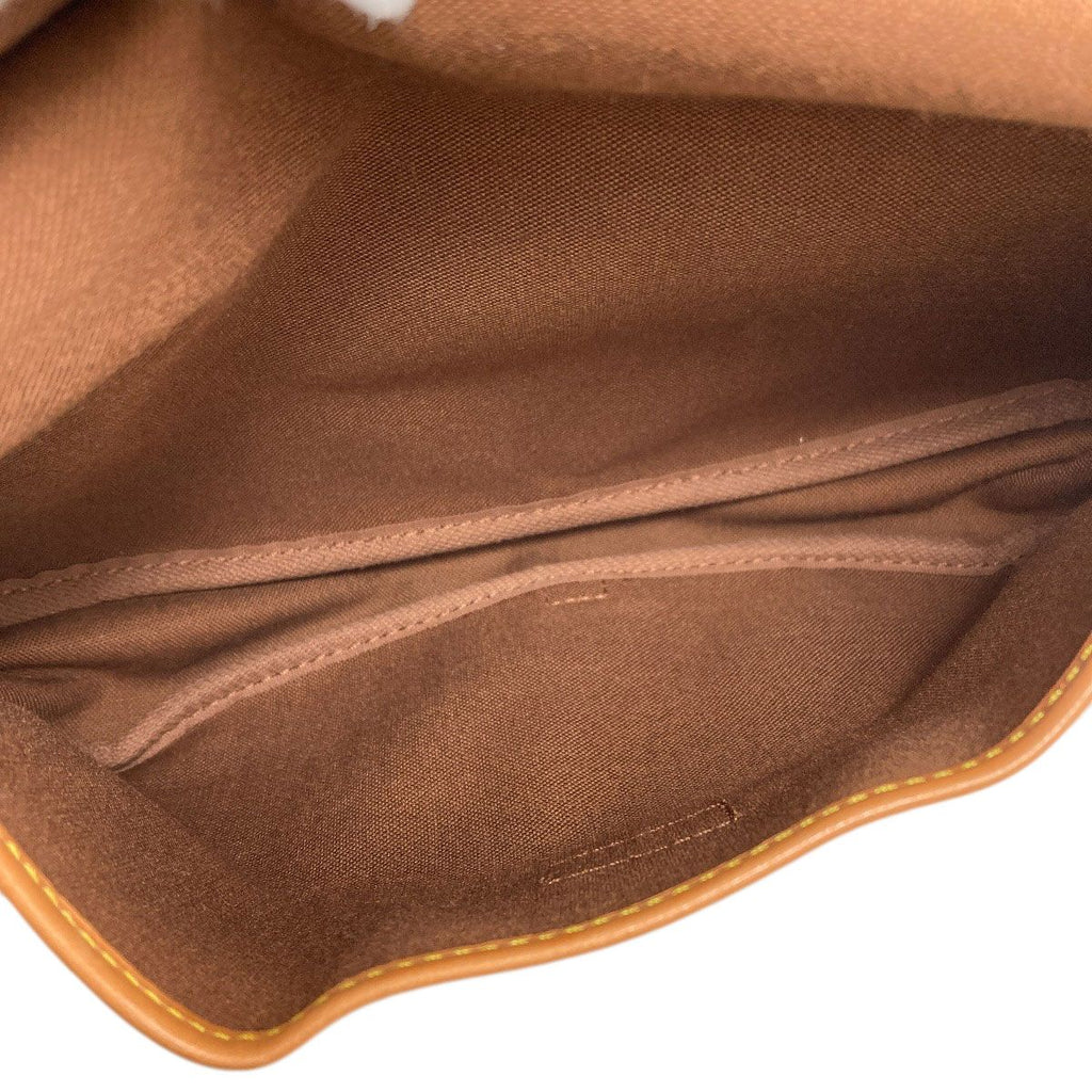Louis Vuitton Saumur 30 Shoulder Bag Monogram Canvas — view 6