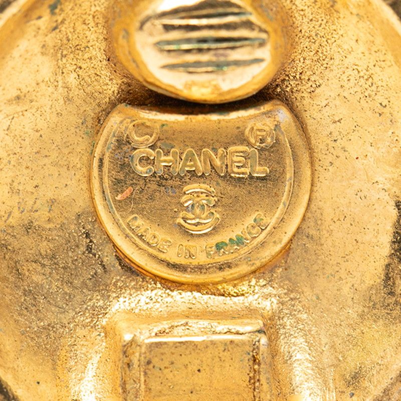 Chanel CC Logo Earrings Gold Plated — view 3
