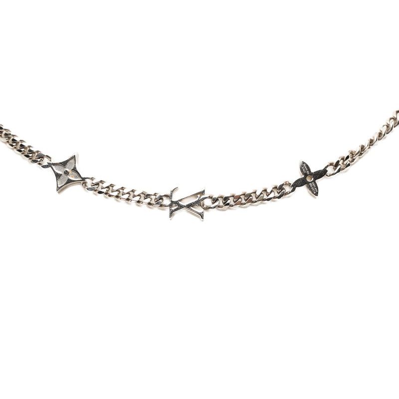 Louis Vuitton Necklace Monogram Low Flower Motif Chain Silver Metal — view 3